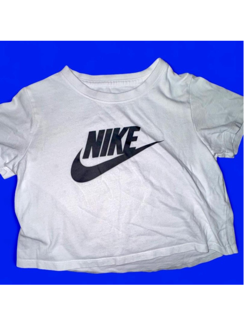 Girls Small White Nike baby tee with black swoosh logo & NIKE
